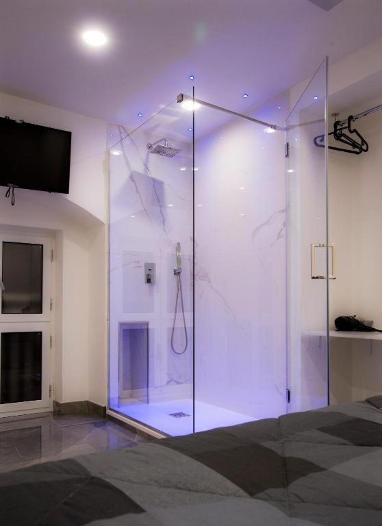 Suite Napoli Sotterranea Con Jacuzzi Екстериор снимка